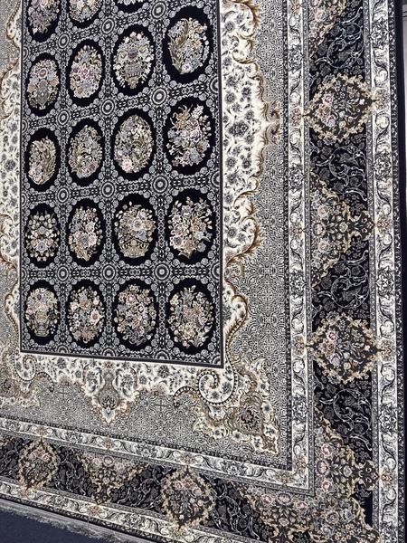 1200 Reed Rug 23, full-rug showroom photograph