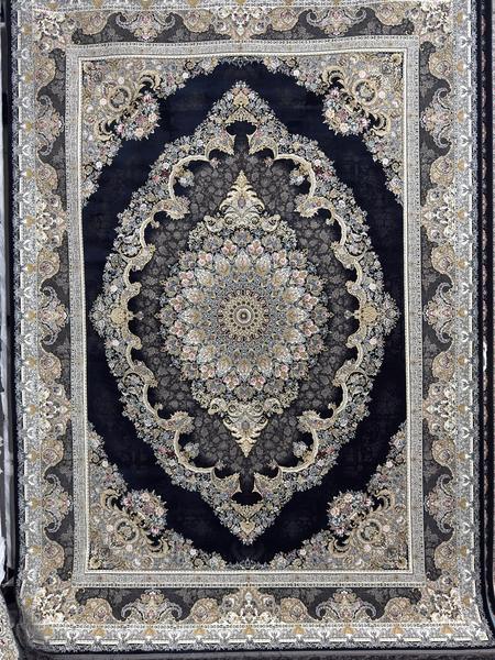1200 Reed Rug 38, full-rug showroom photograph