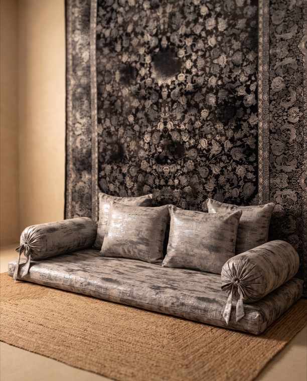 Majlis Set — Antique Rose, a toshak & majlis in Antique silver & rose